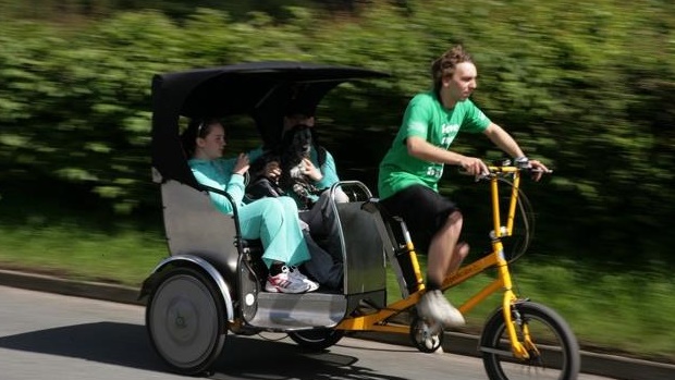 Pedicab ride to Hay Festival site