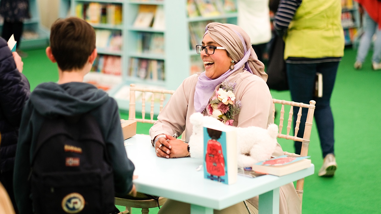 Hay Festival 2019 – Signing