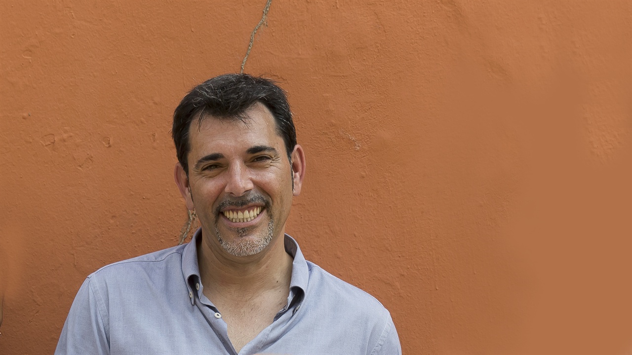 Víctor del Árbol Víctor del Árbol