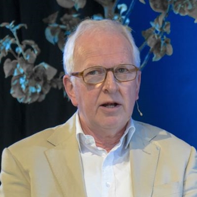 Bill Davies, Chris Monaghan, Penny Darbyshire, David Shaw and Toby Hooper