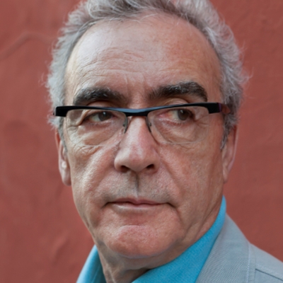 Leo con ONCE. Juan José Millás in conversation with Miguel de la Cruz