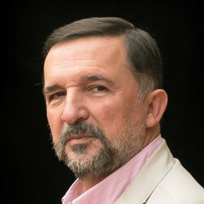 Cultural supplements, a species in danger of extinction? Javier Lafuente, Mónica Maristain and Sergio Vila-Sanjuán in conversation with Yael Weiss