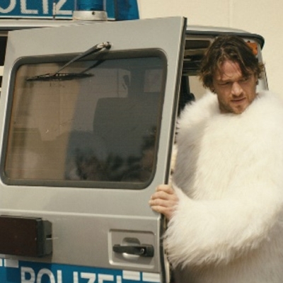 Film: Mundo tenebroso (Finsterworld)