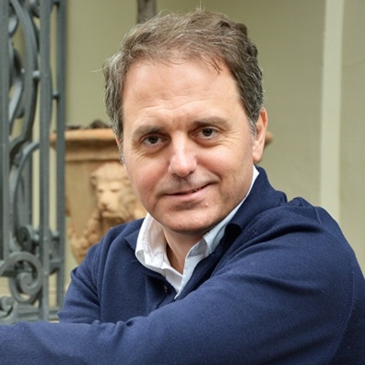 Domingo Villar in conversation with Juan Cruz