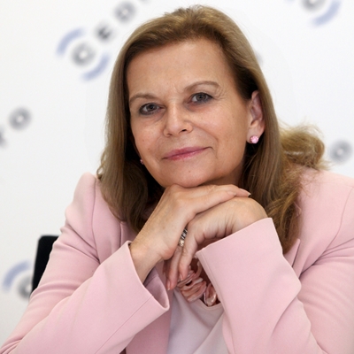 Carme Riera, Julia Navarro and Care Santos in conversation with Daniel Fernández