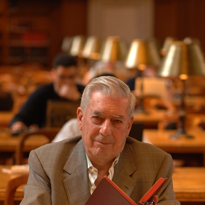 Raúl Tola talks about the work of Mario Vargas Llosa