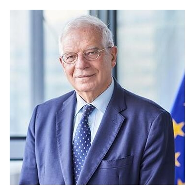 Josep Borrell in conversation with José María Beneyto