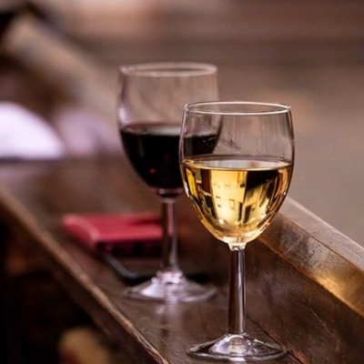 Festive Wines for a Perfect Christmas