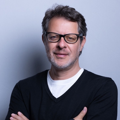 Mauricio Silva Guzmán in conversation with Pascual Gaviria