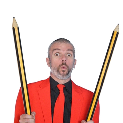 Magician Luigi Ludus with young people