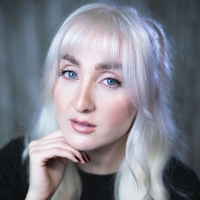 Holly Jackson talks to Andrew Hunter Murray