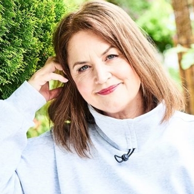 Ruth Jones talks to Hannah Beckerman