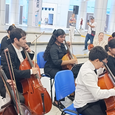 Huimilpan Community String Orchestra in concert