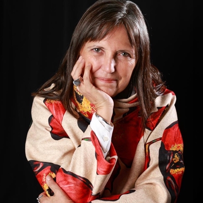 Claudia Piñeiro in conversation with Lori Feathers