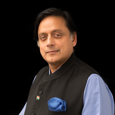 Shashi Tharoor in conversation with Francisco Santos