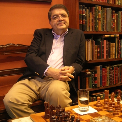 Readers from Riohacha present Sergio Ramírez