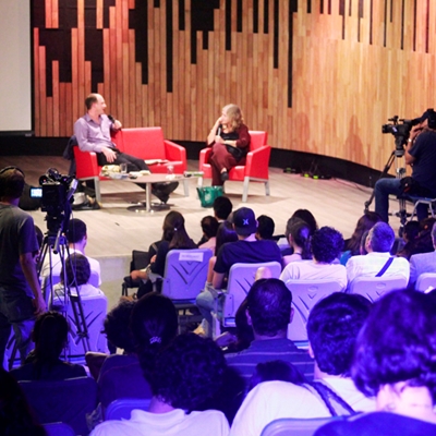 Tom Hart Dyke con Rosie Boycott