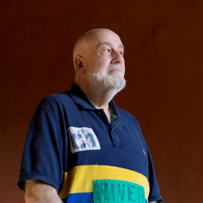 Cesar Mallorquí, Gonzalo Moure y Antonio Orlando Rodríguez en conversación con María Fernanda Paz Castillo