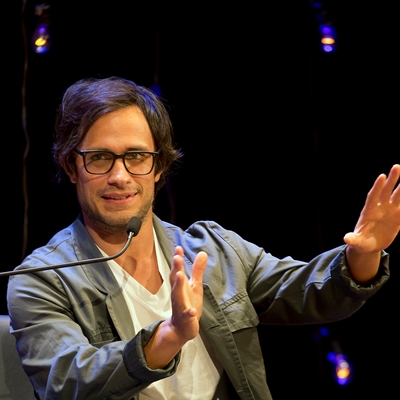 Gael Garcia Bernal, Caco Barcellos y Hollman Morris en conversación con Ricardo Corredor Cure