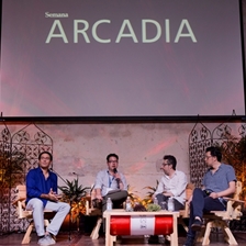 Juan Gabriel Vasquez, Andrés Felipe Solano y Patricio Prón en conversación con Juan David Correa