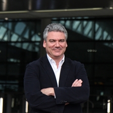 Luis Vidal in conversation with Simon Manley