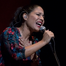 Haydée Milanés in conversation with Walther Salas