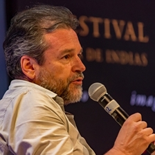 José Alejandro Restrepo in conversation with Juan David Correa