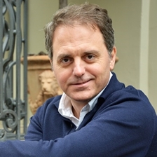 Domingo Villar in conversation with Juan Cruz