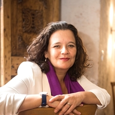 Pilar Quintana in conversation with Cristina Fuentes La Roche