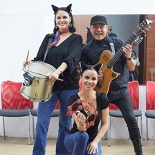 Presentación de Los Hermanos Paz