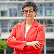 Arancha González Laya in conversation with Inmaculada Ballesteros