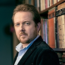 Juan Esteban Constaín in conversation with Juan Luis Mejía