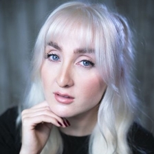 Holly Jackson talks to Andrew Hunter Murray