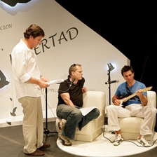 Audio - Miguel Bosé y Juanes en conversación con Roberto Pombo