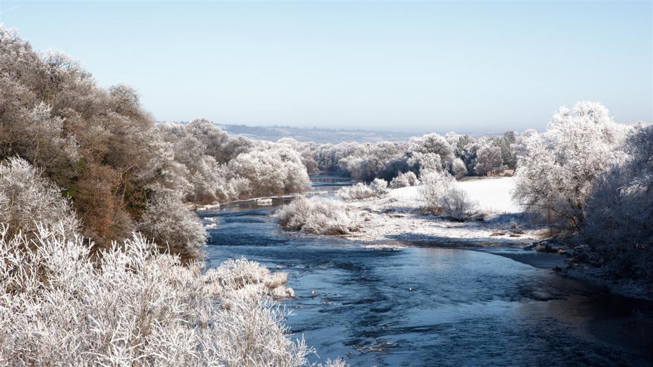 Wintery river Wye